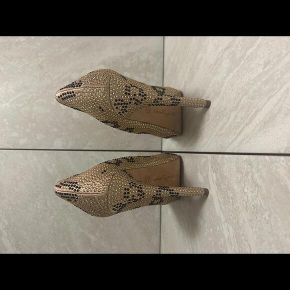 Report Signature 'Parker' rhinestone leopard print platform stilettos Size 8.5 - Picture 4 of 5